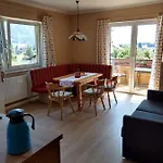 Gailtal Panorama 公寓